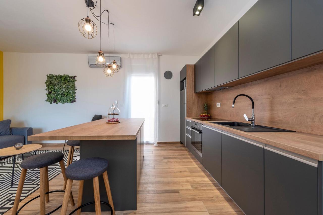 Luxury Apartments - La Vir 3 & 4 Eksteriør bilde